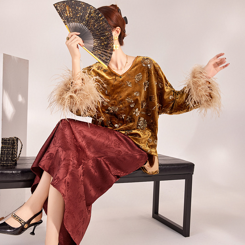 مجموعة بلوزة شتوية بأساور ريش  - مراجعة Embroidery Blouse وسعره