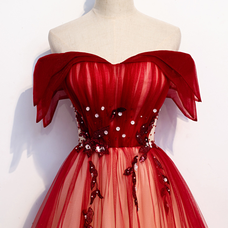 حزام نخب فستان للعروس 2026 جدي - مراجعة Embroidery Red وسعره
