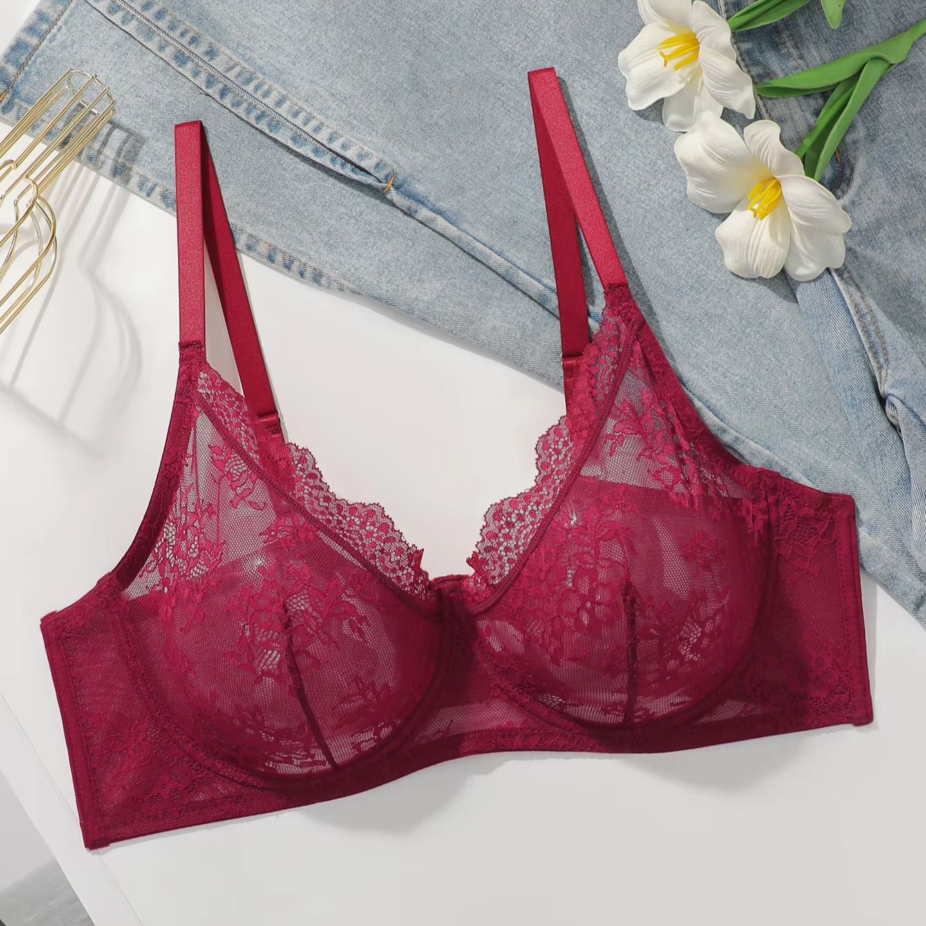 حمالة صدر نسائية مقاس كبير بال - مراجعة Embroidery Red وسعره
